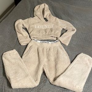 Fluffy Lounge Sweatsuit